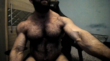 Heavenlymuscledbeast  02-04-2021